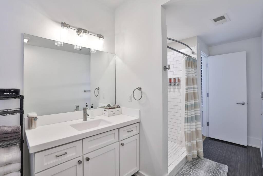 **New Radiant Stay In The Thrust Of Otr* W/Parking Cincinnati Exteriér fotografie